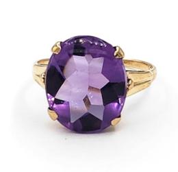 Yellow Gold Ring- Women's