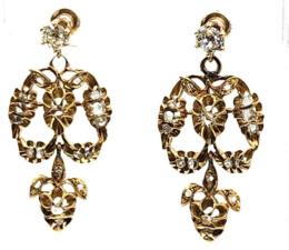 Yellow Gold Earring