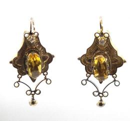 Yellow Gold Earring