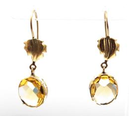 Yellow Gold Earring