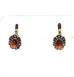 Yellow Gold Earring