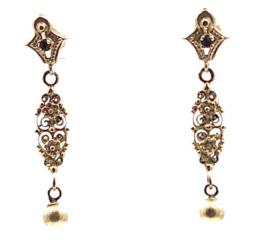 Yellow Gold Earring