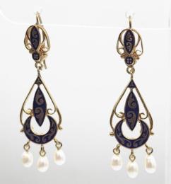 Yellow Gold Earring