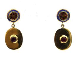 Yellow Gold Earring