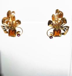 Yellow Gold Earring