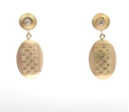 Yellow Gold Earring