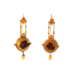 Yellow Gold Earring