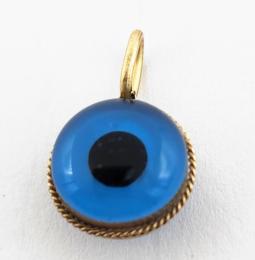 Yellow Gold Pendants