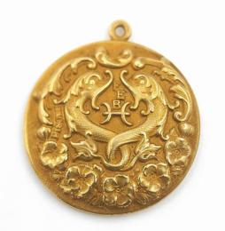 Yellow Gold Pendants