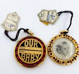 Yellow Gold Pendants