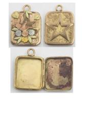 Yellow Gold Pendants