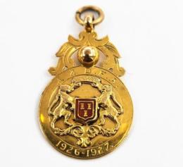 Yellow Gold Pendants