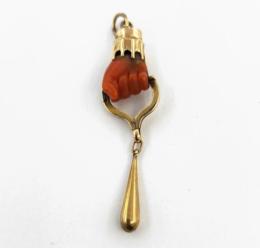 Yellow Gold Pendants