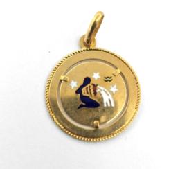 Yellow Gold Pendants