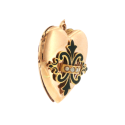 Yellow Gold Pendants