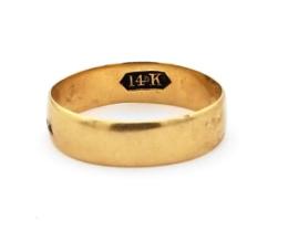 Yellow Gold Women's Wedding Bands