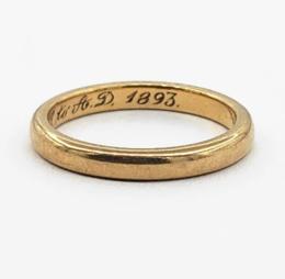 Yellow Gold Women's Wedding Bands