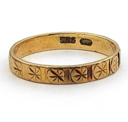 Yellow Gold Women's Wedding Bands