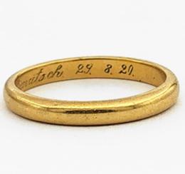 Yellow Gold Women's Wedding Bands