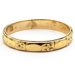 Yellow Gold Women's Wedding Bands