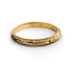 Yellow Gold Women's Wedding Bands