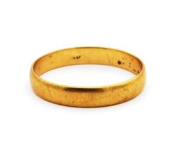 Yellow Gold Men's Wedding Bands