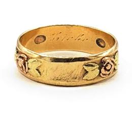 Yellow Gold Men's Wedding Bands