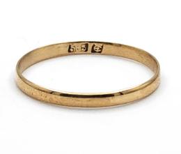 Yellow Gold Men's Wedding Bands