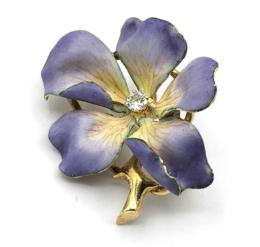 Yellow Gold Pin