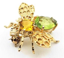 Yellow Gold Pin