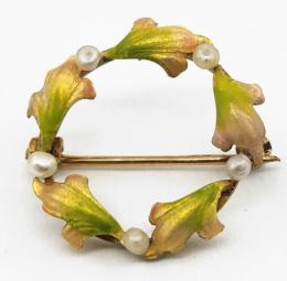 Yellow Gold Pin