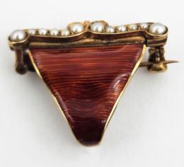 Yellow Gold Pin