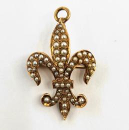 Yellow Gold Pin