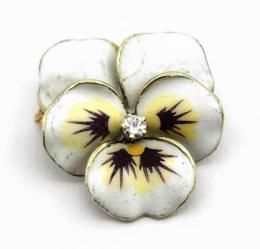 Yellow Gold Pin