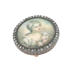 Yellow Gold Pin