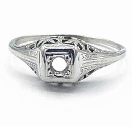 White Gold Women's Mountings