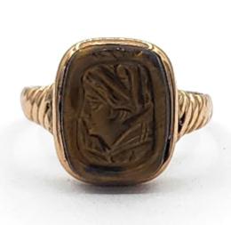 Cameo Ring